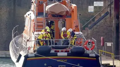 4 confirmed dead after boat capsizes in English Channel