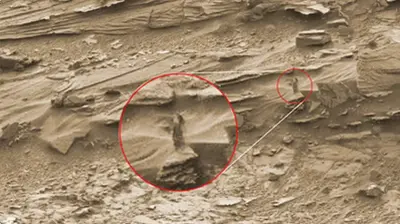 This alien woman was captured by NASA on Mars