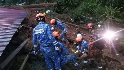 Landslide at Malaysia campground leaves 2 dead, 51 missing