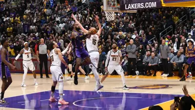 Laker role players step up with Anthony Davis sidelined to give the team its best all-around win of the season