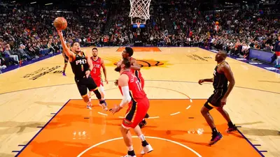 Devin Booker drops 58 points in Suns' comeback win over Pelicans