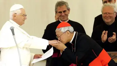 Hong Kong's Cardinal Zen to attend Benedict's funeral Mass