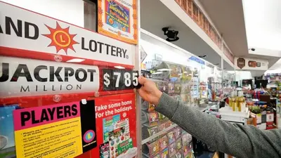 $940M Mega Millions prize just latest of massive jackpots