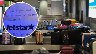 ‘Don’t let him spoil your sparkle’: Jetstar passenger shares sweet note for travelling mum