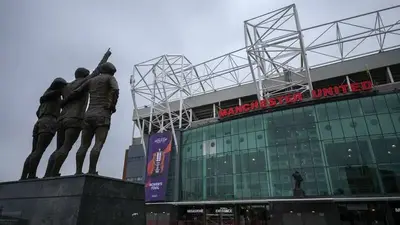 Man Utd presented with £1bn Old Trafford expansion plans