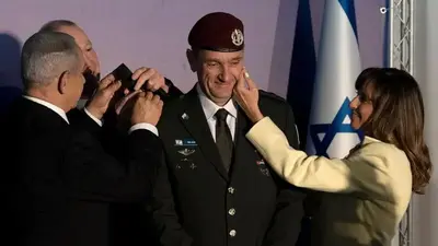 New Israel army chief vows to keep politics out of military