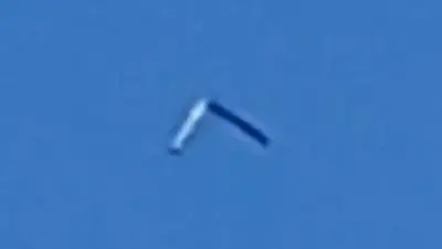 Boomerang-shaped UFO hovered and moved slowly – Montgomery, Indiana