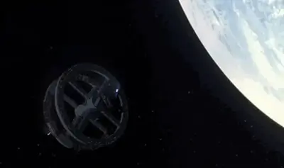 Enormous Unidentified Space Wheel Was Seen Passing Through Our Solar System (Video)