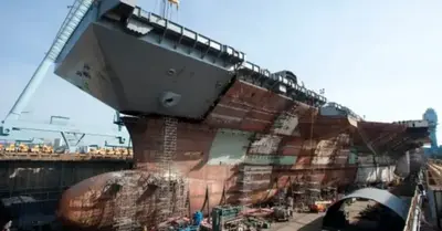 USS Saratoga CVN-84, the country’s largest aircraft carrier in the future Russia and China are shocked