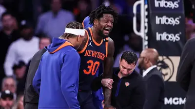 Julius Randle injury update: Knicks star leaves game vs. Heat with sprained ankle