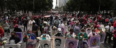Experts say Mexico military holding info on missing students