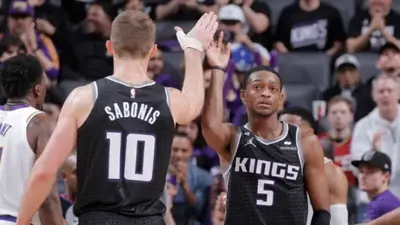 Bettor turns $25 future bet into $10,000 as Kings win Pacific Division for first time in 20 years