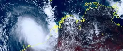 Powerful Cyclone Ilsa lashes Australia's northwest coast