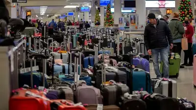 DOJ joins investigation of Southwest's holiday flight meltdown: Was schedule 'unrealistic'?