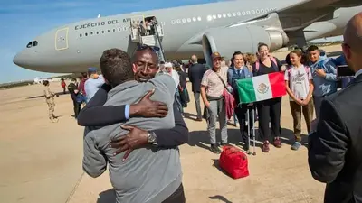 Which countries are evacuating citizens from Sudan?