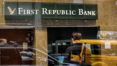 First Republic Stock plummets 25% as banking trouble deepens