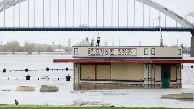 Major flooding along the Mississippi River, severe storms possible in Florida and Texas