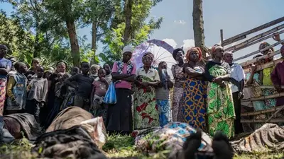 Deaths from Congo floods approach 400 as search continues