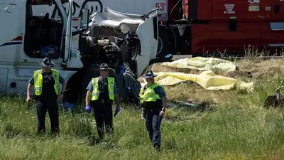 7 dead in vehicle crash on Interstate 5 in Oregon