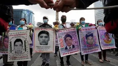 8 Mexican army soldiers arrested in 2014 disappearances of 43 students