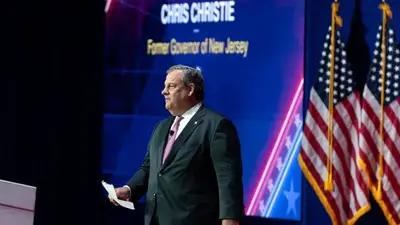 Chris Christie booed at Faith and Freedom Conference after criticizing Trump
