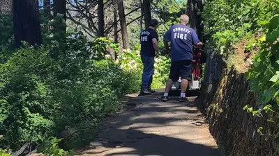 40-year-old father falls to his death in front of wife and 5 children on Oregon hiking trail