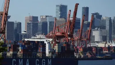 Union in Canadian province of British Columbia rescinds port strike notice after Trudeau meeting