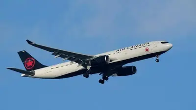 Air Canada apologizes for booting passengers who complained that their seats were smeared with vomit