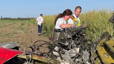 Small plane crash at air show in Hungary kills 2 and injures 3 on the ground