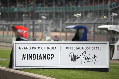 Indian GP organisers &quot;working relentlessly&quot; to resolve MotoGP visa issues