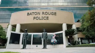Arrest warrants issued for 4 Baton Rouge police officers in the BRPD Street Crimes Unit