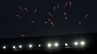 Why are there so many fireworks at Everton - Man Utd?
