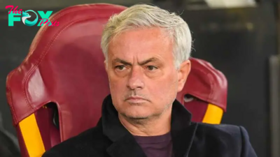 Jose Mourinho eyeing shock Man Utd return - report