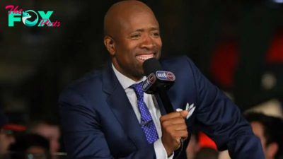 Kenny Smith responds to criticism of his comments about Sabrina Ionescu. What did he say?