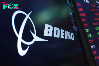 Boeing Ousts Head of 737 Jetliner Program