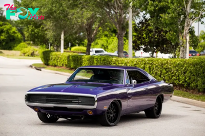 DQ The 1970 Dodge Charger: A Bold Icon of American Muscle