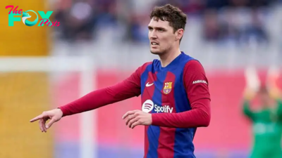 Barcelona defender 'incredibly happy' as he rules out summer exit