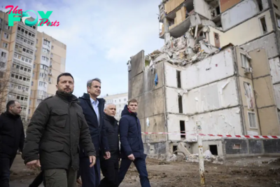 Blast Rocks the Ukrainian City of Odesa During a Visit by Zelenskyy and Greece’s Prime Minister