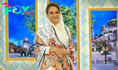 Bushra Ansari dons shawl with Iqbal’s poetry