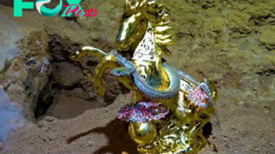 kem.A golden bull statue weighing over 200 pounds was discovered from a deep mountain, believed to have been excavated from thousands of years ago.