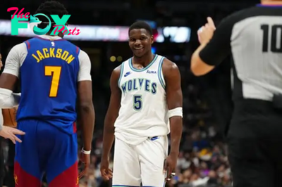 How are the Minnesota Timberwolves players coping with the potential sale of the team?