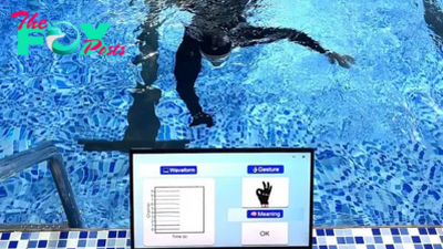 Waterproof e-gloves could one day help scuba divers communicate with the surface