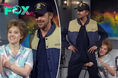 Ryan Gosling, Kate McKinnon break character – again – while reprising alien abduction skit on ‘SNL’