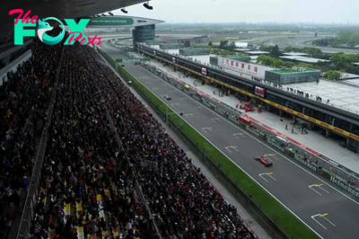 Why do Chinese organizers want a second race in the F1 calendar? Where will it be held?