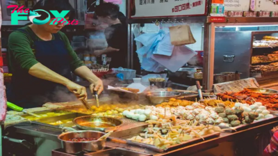 Asian Street Food: Authentic Culinary Traditions and Best Eateries in the World