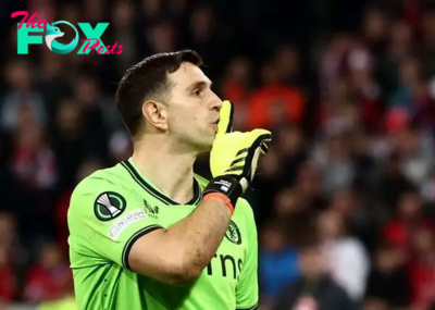 Why wasn’t Emiliano Martinez sent off in the Aston Villa - Lille penalty shootout? Can goalkeepers be sent off in a penalty shootout?