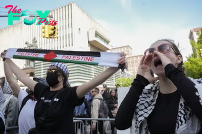 Pro-Palestinian Student Protesters Celebrated for ‘Moral Clarity’ at ‘The People’s Graduation’