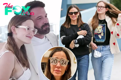 Proud mom Jennifer Garner cries as her and Ben Affleck’s daughter Violet graduates high school