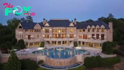 B83.Explore Steve Harvey’s lavish real estate portfolio, from his opulent Atlanta mansion to properties beyond.