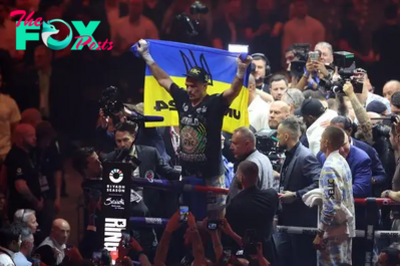 What was the song played for Oleksandr Usyk’s walkout and victory moment?